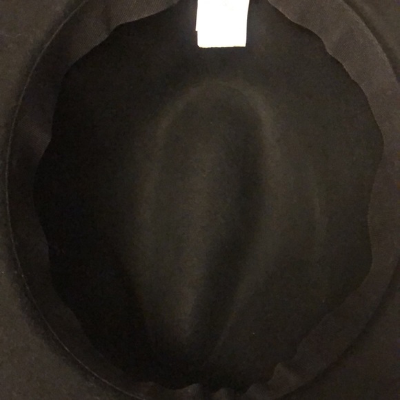 Black short floppy hat - Picture 11 of 11